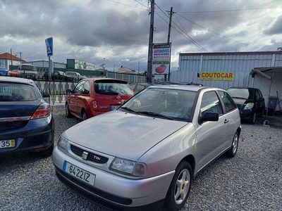 Cinzento Usado 1997 Seat Ibiza | € 2.299 (Bom preço)