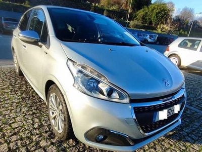 Usado 2016 Peugeot 208 Citadino | € 7.750 (Preço justo)