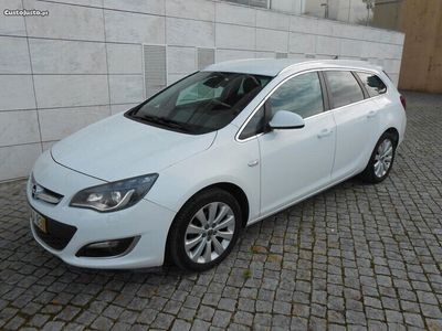 usado Opel Astra SPORTS TOURER 1.4 T / GPL