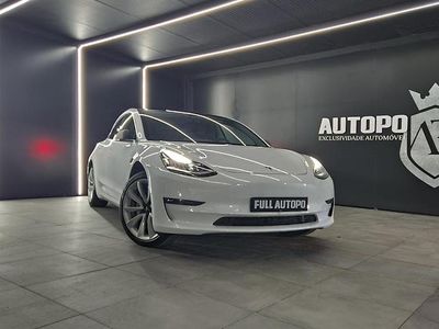 Branco Usado 2019 Tesla Model 3 Sedan | € 22.900 (Preço justo)