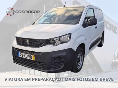 Branco Usado 2019 Peugeot Partner Monovolume | € 12.900 (Preço justo)