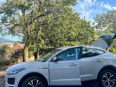 Usado Jaguar E-Pace 180 HP (132 kW) 2018 Cinzento SUV