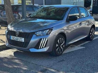 Cinzento Usado 2025 Peugeot e-208 Style Citadino | € 25.990 (Caro)