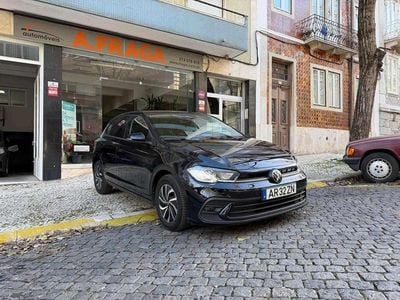 Preto Usado 2022 VW Polo | € 15.800 (Preço justo)