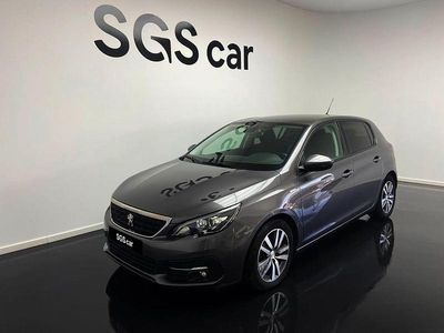 Cinza Usado 2021 Peugeot 308 Style | € 14.950 (Preço justo)