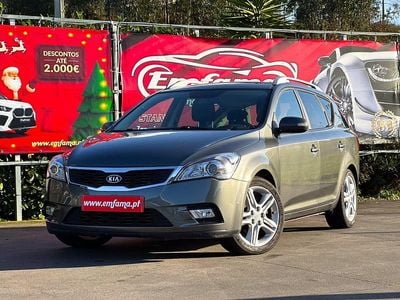 Cinza Usado 2009 Kia Ceed EX Citadino | € 5.950