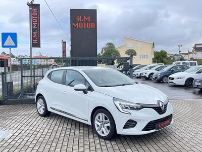 Branco Usado 2022 Renault Clio V Zen | € 15.900 (Preço justo)
