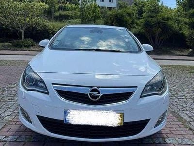 Usado Opel Astra 125 HP (91 kW) 2010 Sedan