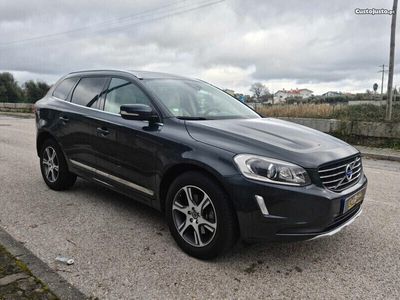 usado Volvo XC60 2.0 D4 Momentum Geartronic