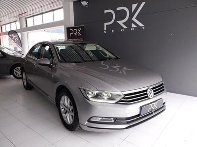 Cinzento Usado 2015 VW Passat | € 13.950 (Caro)