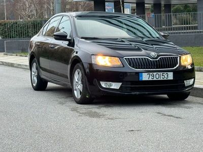 usado Skoda Octavia 1.6TDI nacional