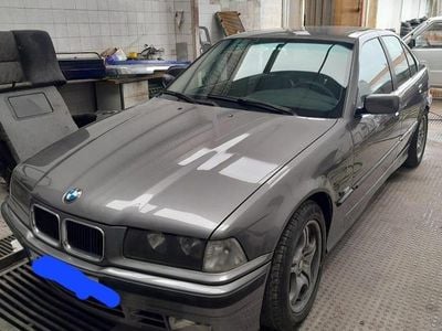 Usado 1995 BMW 318 Sedan | € 2.000