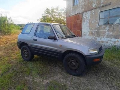 Cinzento Usado 1994 Toyota RAV4 Citadino | € 4.800