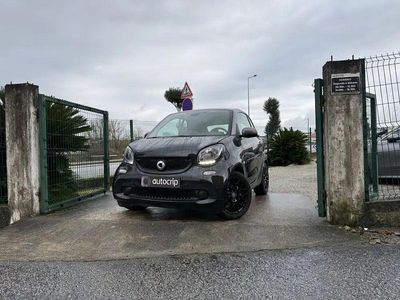 Usado Smart ForTwo Coupé Passion 90 HP (66 kW) 2017 Azul Coupé