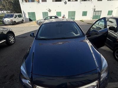 Usado 2014 Opel Insignia Sedan | € 7.500