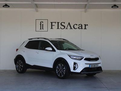 Branco Usado 2025 Kia Stonic SUV | € 21.900 (Caro)
