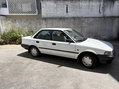 Usado 1991 Toyota Corolla Sedan | € 2.900
