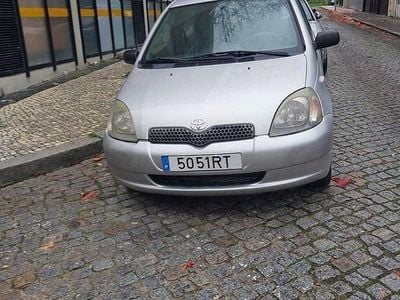 Usado 2001 Toyota Yaris | € 2.800 (Preço justo)
