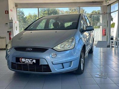 Cinzento Usado 2008 Ford B-MAX Monovolume | € 4.790
