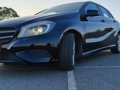 Usado Mercedes A180 Urban 110 HP (80 kW) 2013 Sedan