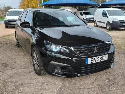 Preto Usado 2019 Peugeot 308 SW Allure Carrinha | € 16.900 (Preço justo)
