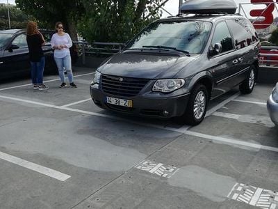 Usado 2004 Chrysler Voyager Monovolume | € 4.000