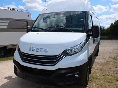 Branco Usado 2022 Iveco Daily | € 28.990 (Preço elevado)