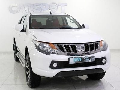 Branco Usado 2023 Mitsubishi L Intense Carrinha | € 27.980