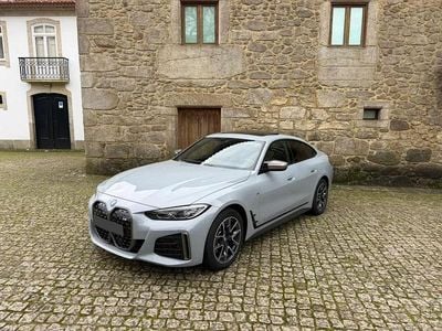 Cinzento Usado 2023 BMW i4 Sedan | € 54.500 (Bom preço)