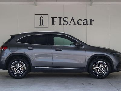 Cinza Usado 2023 Mercedes EQA250+ AMG line SUV | € 48.400