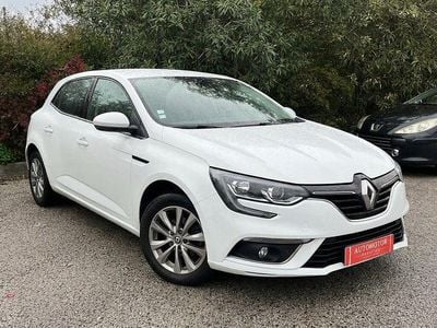Branco Usado 2019 Renault Mégane IV Bose Edition | € 16.000 (Caro)