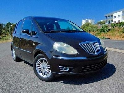 Usado Lancia Musa 90 HP (66 kW) 2009 Monovolume