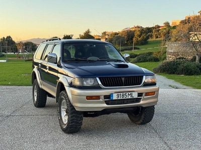 Usado 1999 Mitsubishi Pajero SUV | € 8.900
