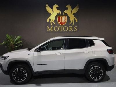 Cinza Usado 2022 Jeep Compass Trailhawk SUV | € 25.900 (Preço justo)