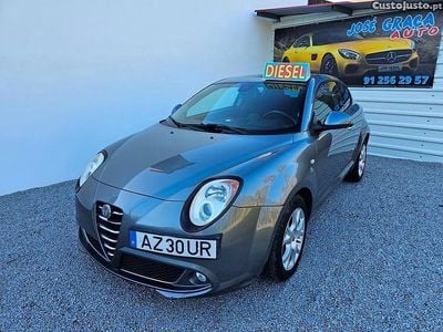 Usado Alfa Romeo MiTo 85 HP (62 kW) 2011 Cinza Citadino
