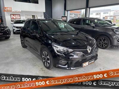 Preto Usado 2023 Renault Clio V Intens | € 16.500 (Preço justo)