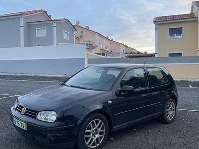 Usado 2004 VW Golf IV | € 4.900 (Preço elevado)
