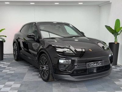 Preto Usado 2024 Porsche Macan SUV | € 89.990 (Caro)
