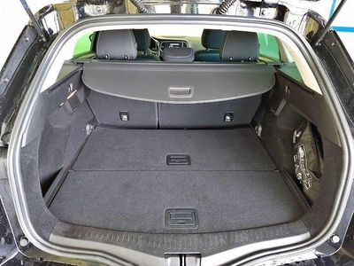 Preto Usado 2019 Renault Mégane IV Carrinha | € 14.500 (Preço justo)