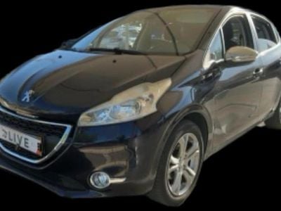 Azul Usado 2015 Peugeot 208 Citadino | € 10.000 (Caro)