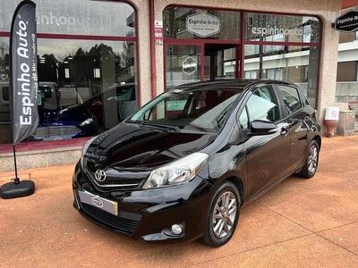 Preto Usado 2014 Toyota Yaris | € 9.750 (Preço justo)