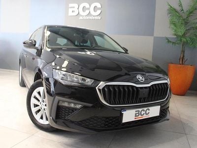 Preto Usado 2024 Skoda Scala Style Citadino | € 19.990 (Preço justo)