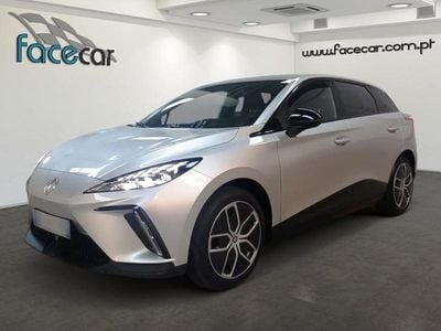 Cinzento Usado 2023 MG MG4 EV Citadino | € 22.900 (Preço justo)