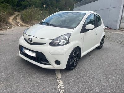 Usado 2013 Toyota Aygo Citadino | € 5.750