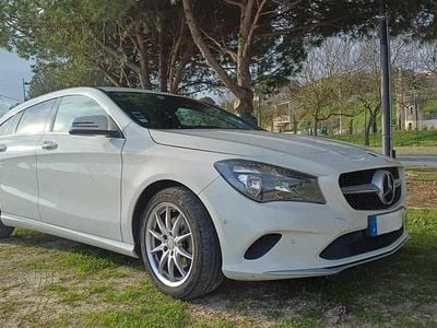 Usado Mercedes CLA180 109 HP (80 kW) 2016 Branco Sedan
