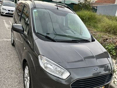 usado Ford Tourneo Courier 1.0 Titanium