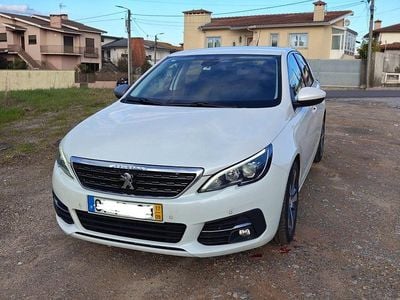 Usado 2017 Peugeot 308 Allure Sedan | € 9.500 (Preço elevado)