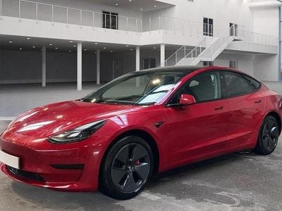 Usado Tesla Model 3 208 kW (283 HP) 2023 Vermelho Sedan