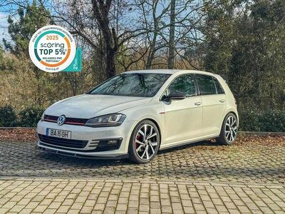 Branco Usado 2014 VW Golf VII Trendline Citadino | € 14.990 (Caro)