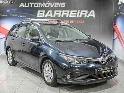 Usado Toyota Auris Comfort 90 HP (66 kW) 2016 Cinza Carrinha